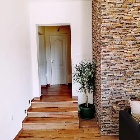 Apartman Tina *